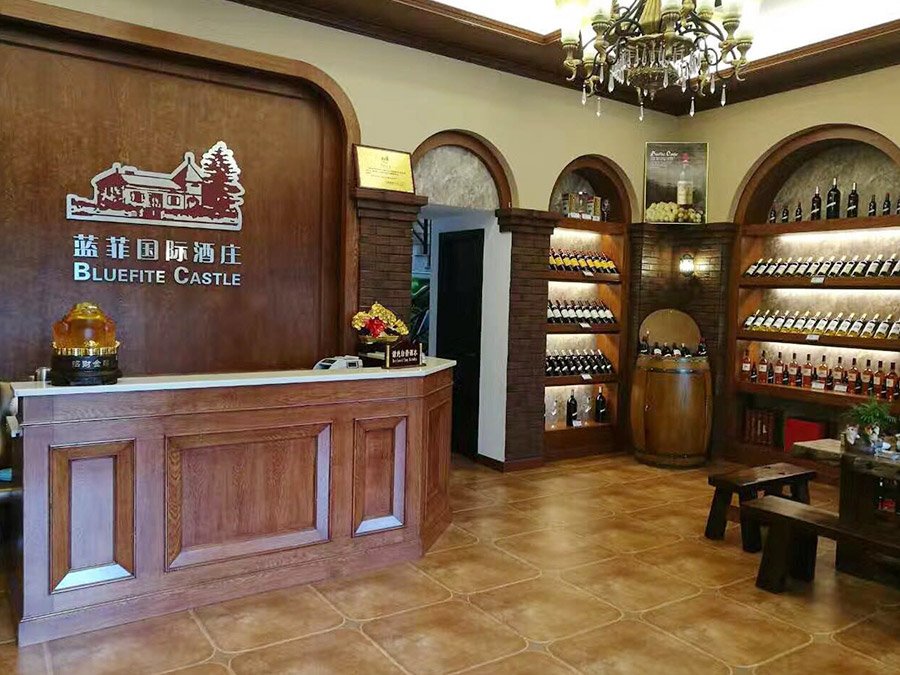 紅酒專(zhuān)賣(mài)店怎么經(jīng)營(yíng)賺錢(qián)?